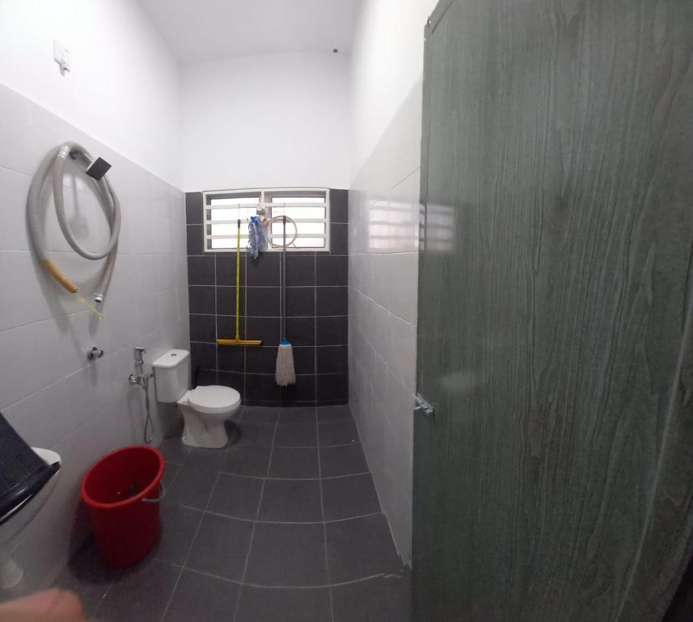 Homestay D'Mama Ifor Muslimi Tanjong Malim Buitenkant foto