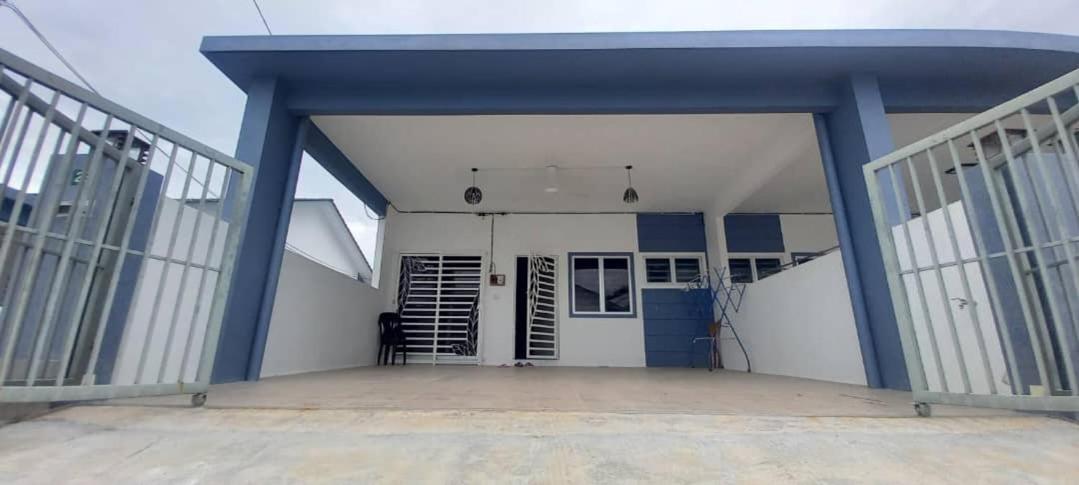 Homestay D'Mama Ifor Muslimi Tanjong Malim Buitenkant foto