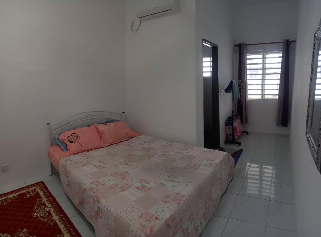 Homestay D'Mama Ifor Muslimi Tanjong Malim Buitenkant foto